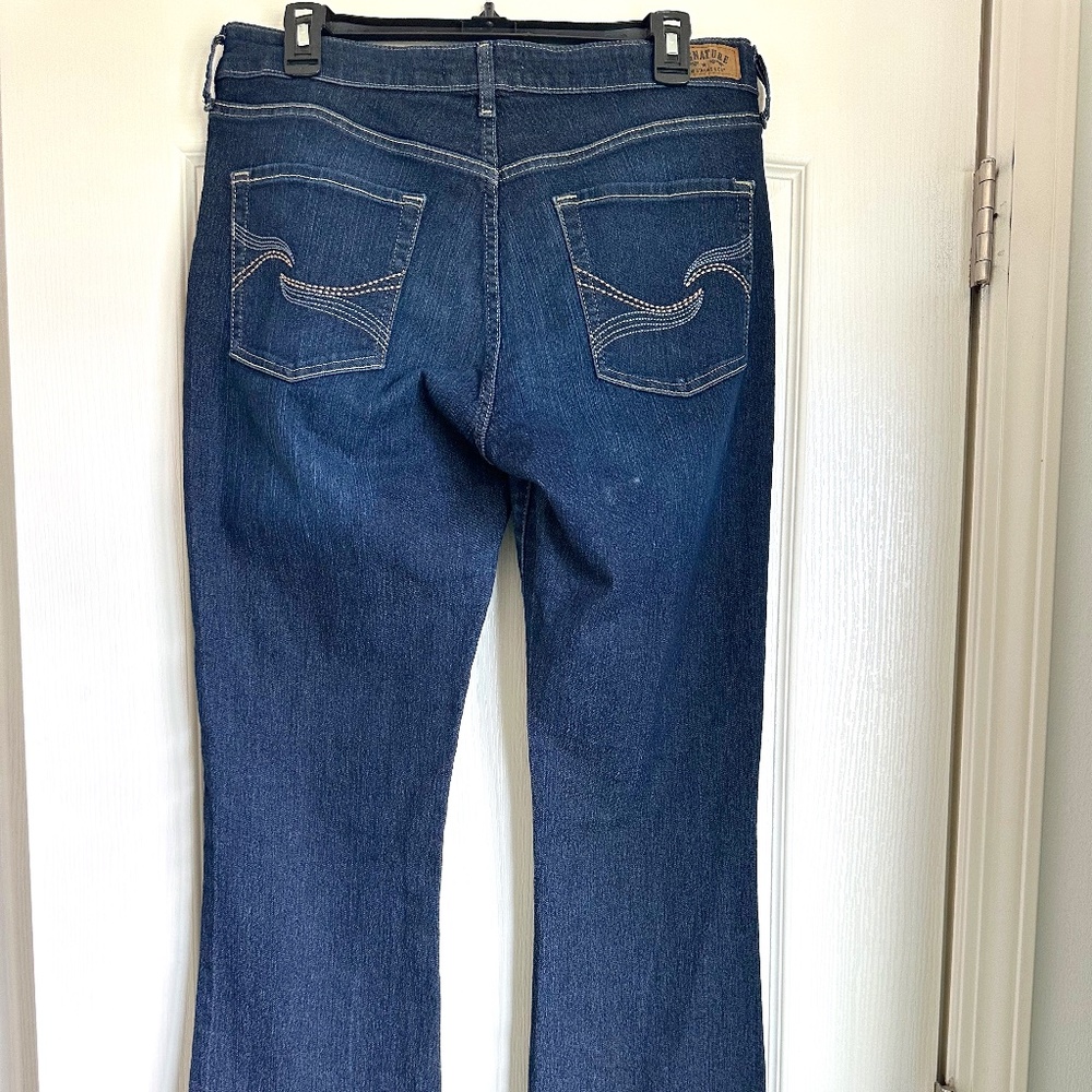 Levi Strauss Signature Women's Mid Rise Bootcut Jeans- Dark Wash, 12